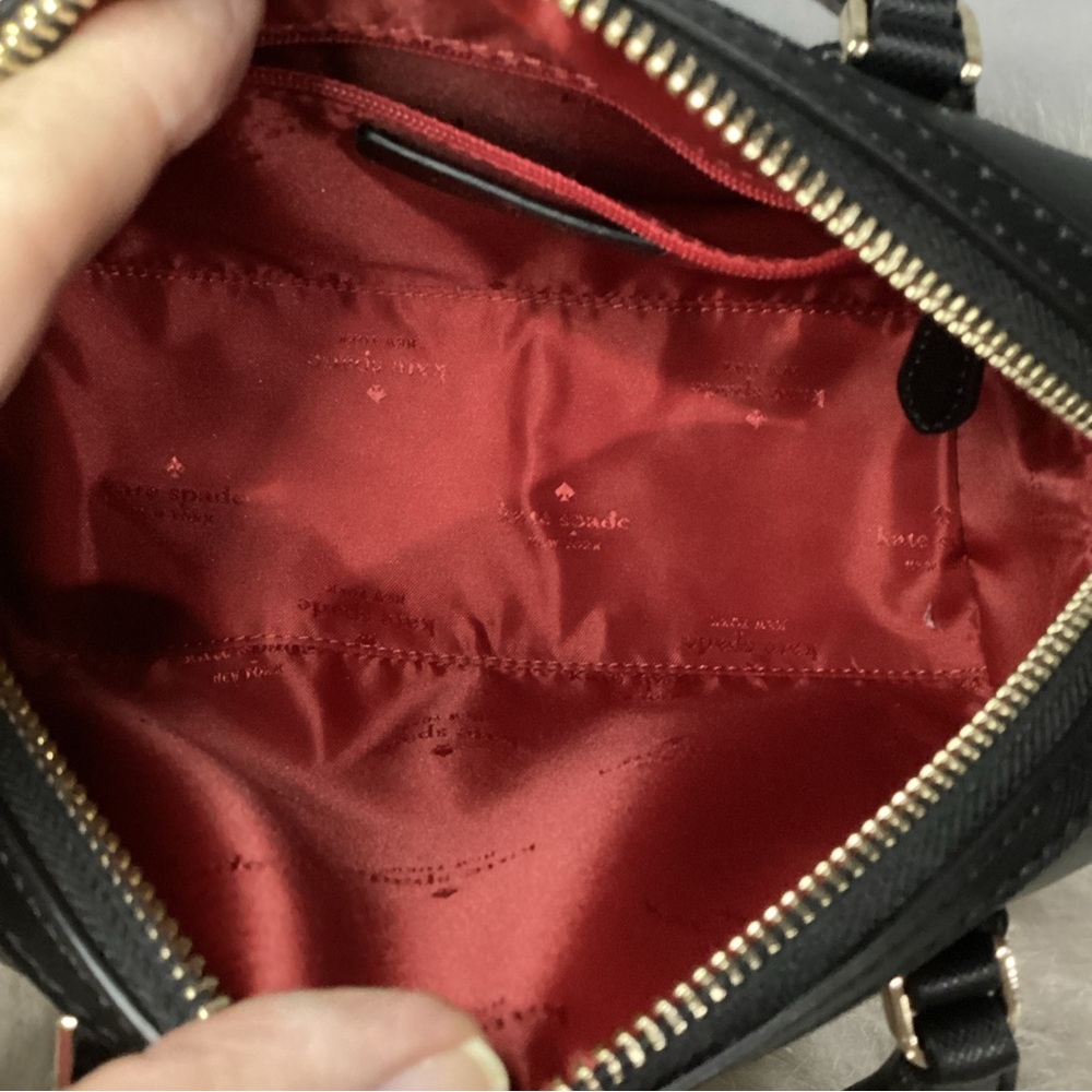 Kate Spade Small Madison Lips Toss Leather Duffle Crossbody Bag EUC 88 - Picture 12 of 13